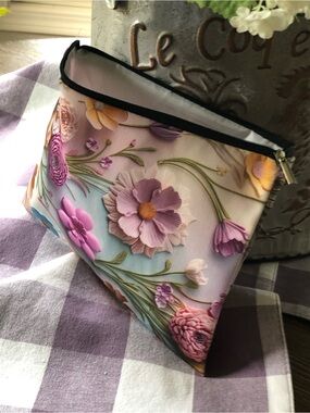 Floral Print Cosmetic Pouch - Pink & Purple